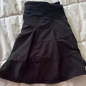 Lululemon Black A-line Pleated Knee-length Skirt